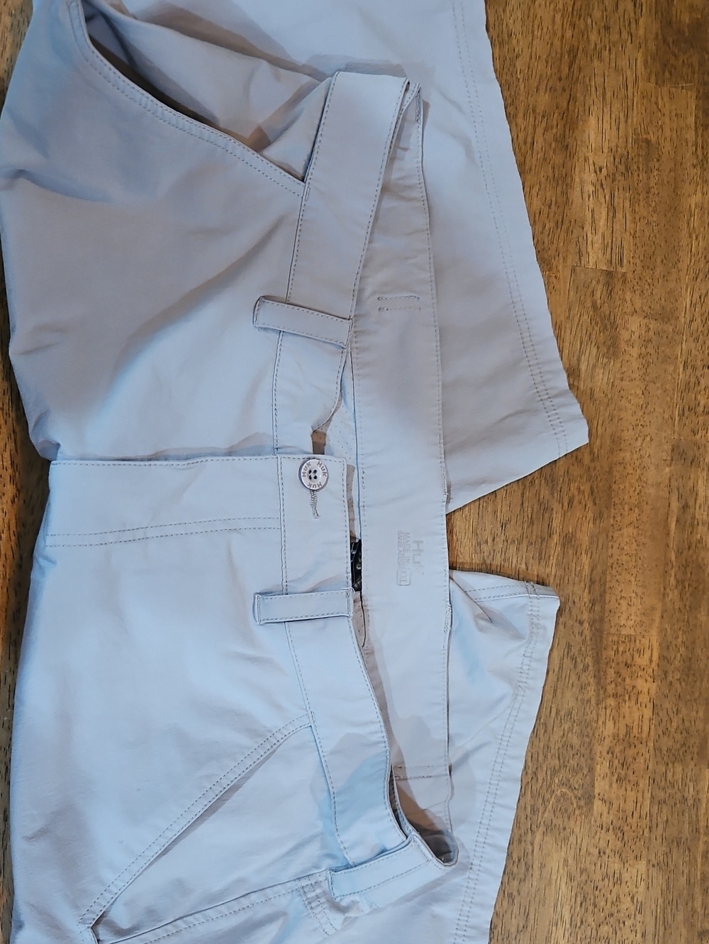 Men's Huk Light Gray Fishing Shorts Xxl